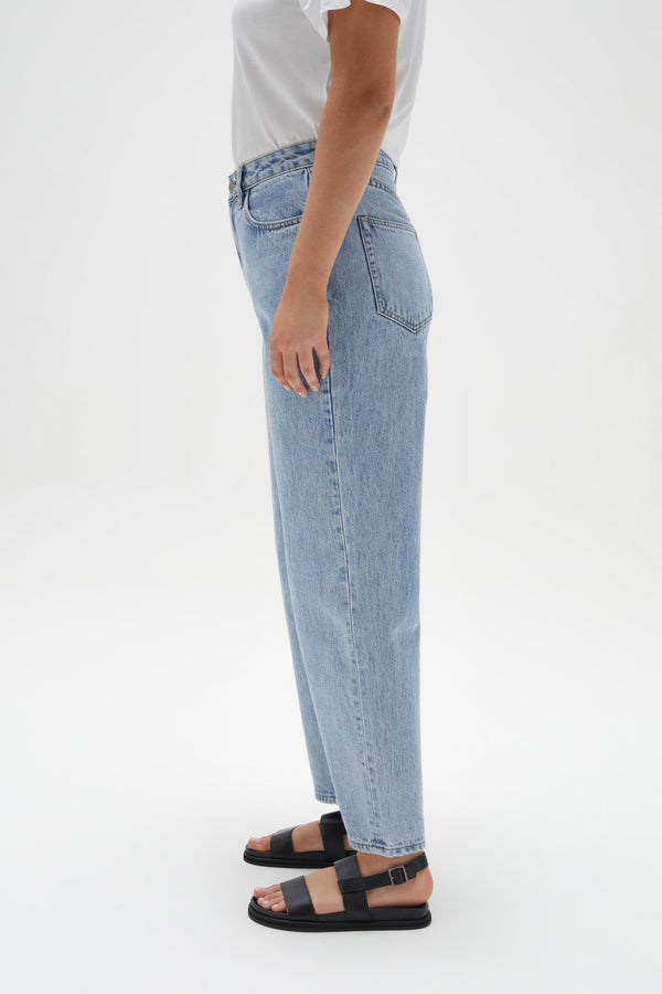 Womens Vintage Straight Jean Stone